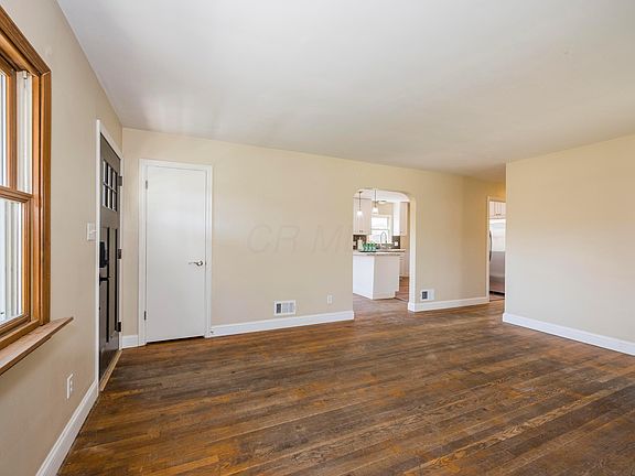 4th image of 647 Eastmoor Blvd