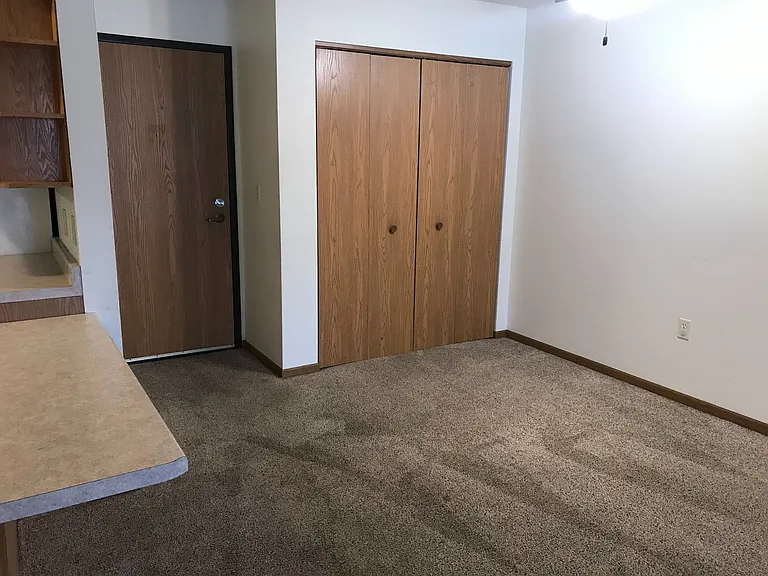 Murdock Apartments — Photo 30
