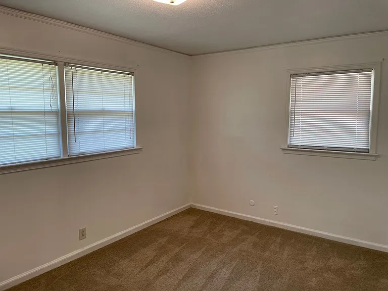 688 Joryne Dr — Photo 13