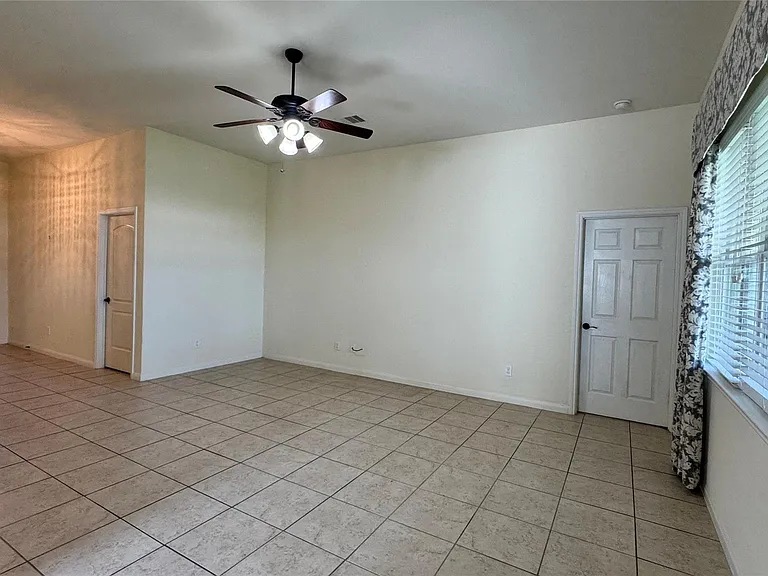 20318 Sir Penguin Dr — Photo 10