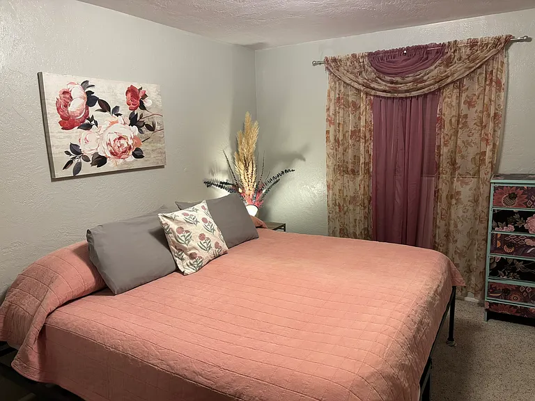 717 Alvarado Dr SE — Photo 10