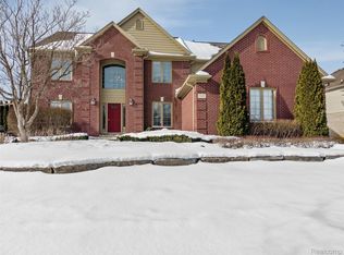 55453 Macintosh Ct, Shelby Township, MI 48316