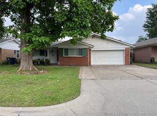 4647 S Winston Ave, Tulsa, OK 74135