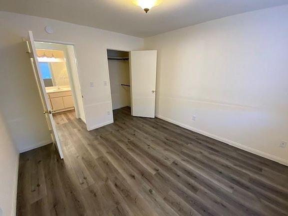 4th image of 4121 Ohio St APT 2