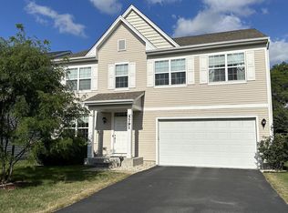 5791 Oak Ridge Way, Lisle, IL 60532