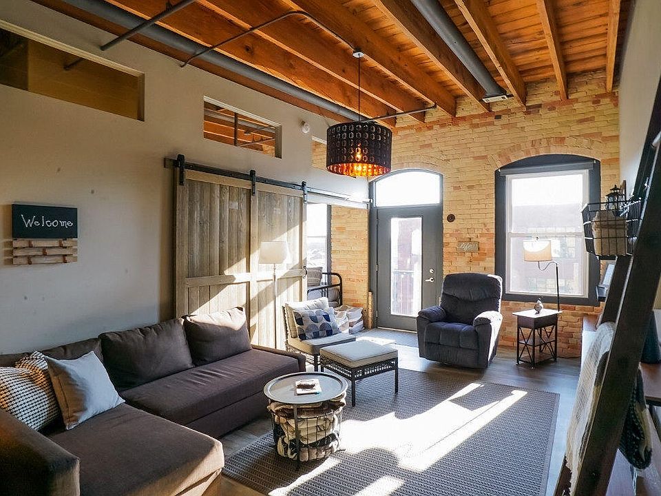 202 N Harbor Dr Grand Haven MI Zillow