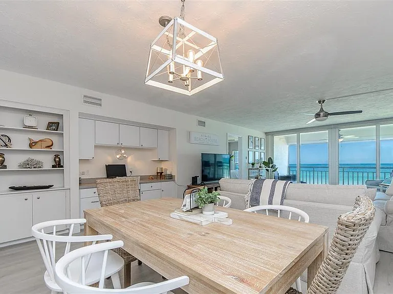 2900 Gulf Blvd #204 — Photo 16