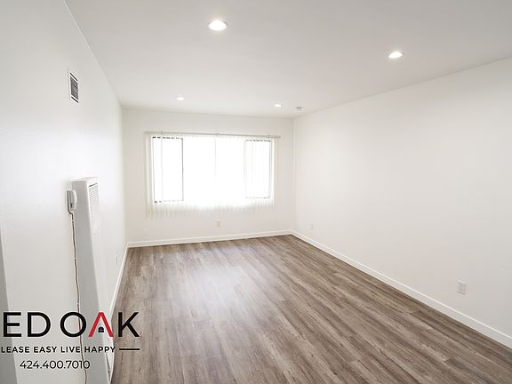 2nd image of 259 N Euclid Ave #17