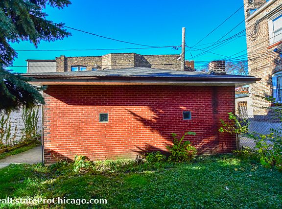 2nd image of 1254 N Lockwood Ave