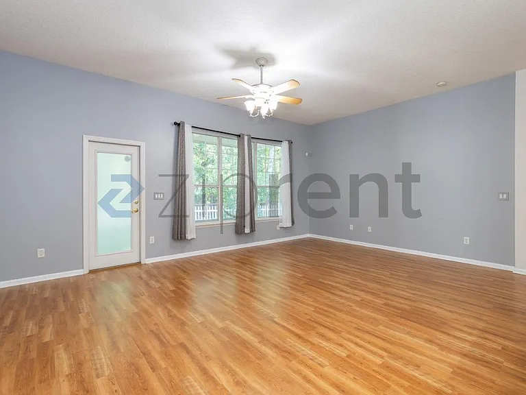 639 Sid Dr — Photo 13