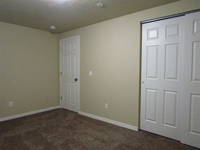184 E Vista Way — Photo 12