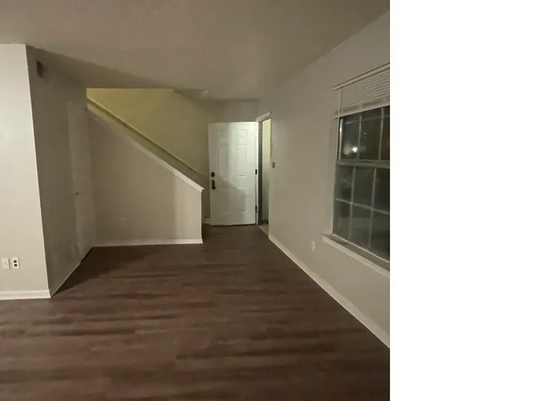 6425 W Concord Way — Photo 2