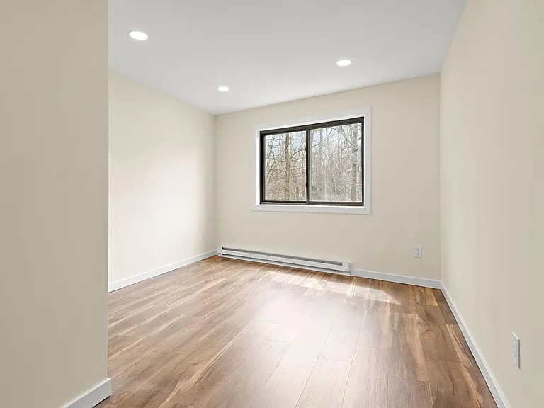311 Panther Rd — Photo 36