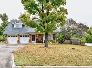 22 Delaware Dr, Shawnee, OK 74801