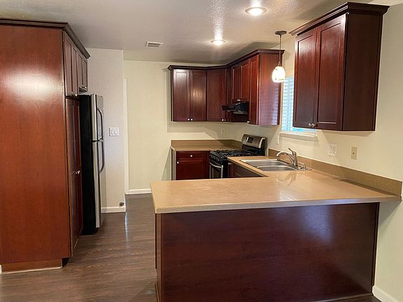 3rd image of 6417 Maywood Ln