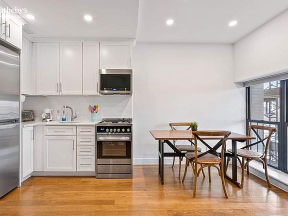 2nd image of 160 Bleecker St APT 6EW