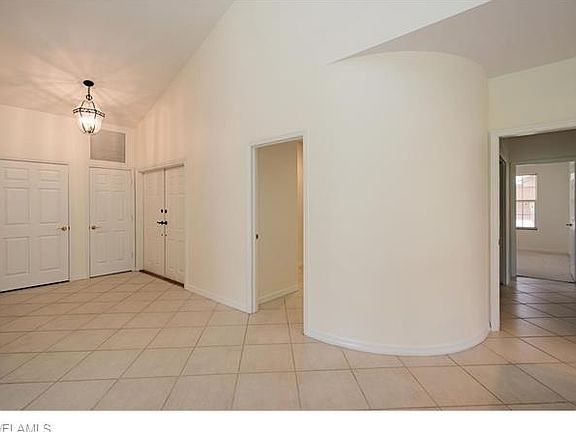 5th image of 26221 Devonshire Ct #101