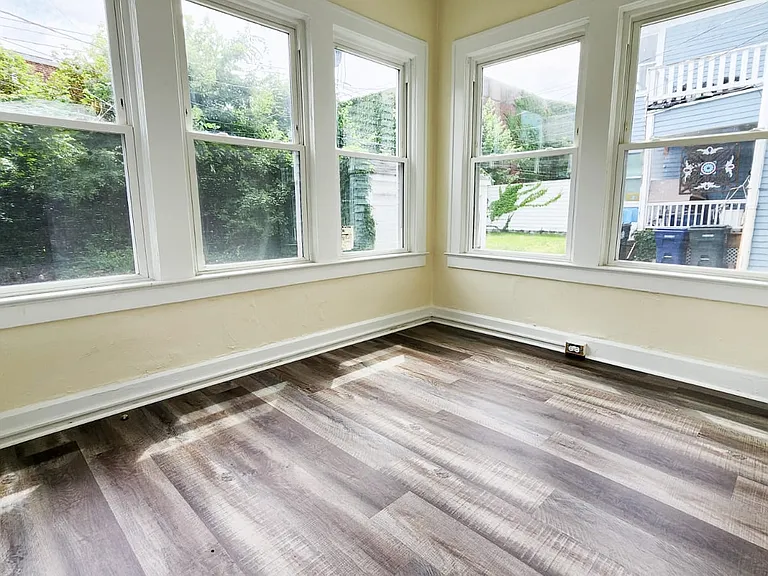 1605 Hillcrest Rd #1 — Photo 5