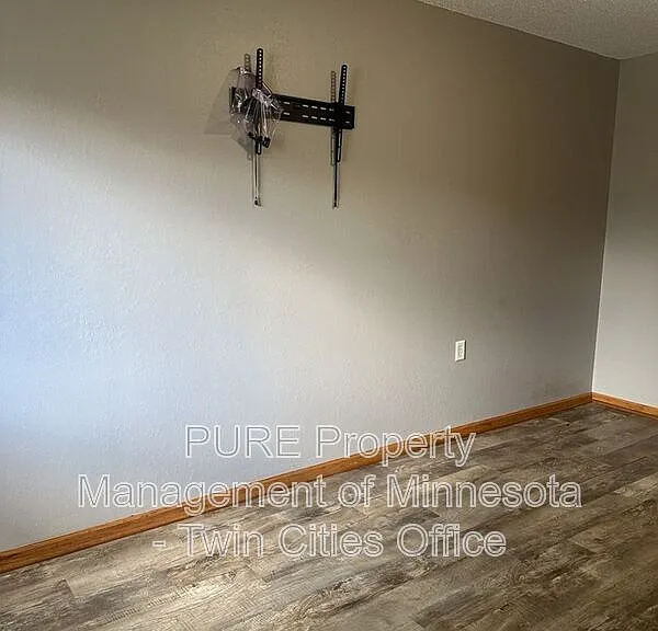 221 Grand Ave W #306 — Photo 18