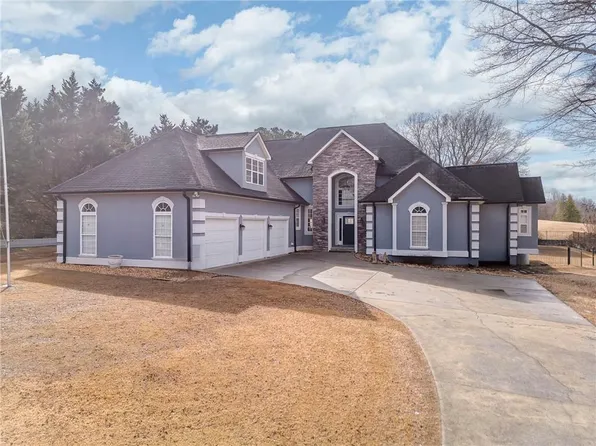 170 Meadow Lakes Blvd, Cedartown, GA 30125