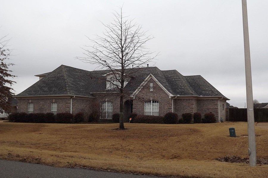1st image of 8102 Heatherstone Dr