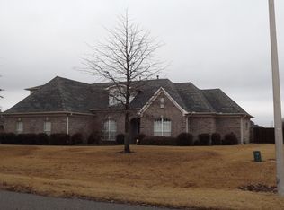 8102 Heatherstone Dr, Olive Branch, MS 38654