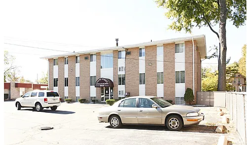 908 Court St Photo 1