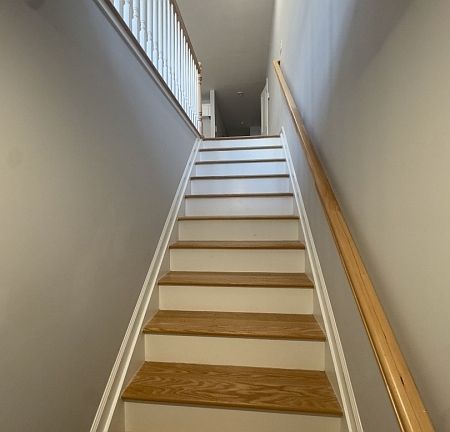 3rd image of 29 Isabella Ave Floor 1-2