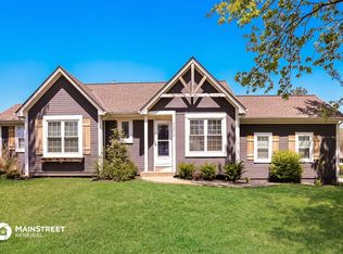 24010 W 57th Ter, Shawnee, KS 66226