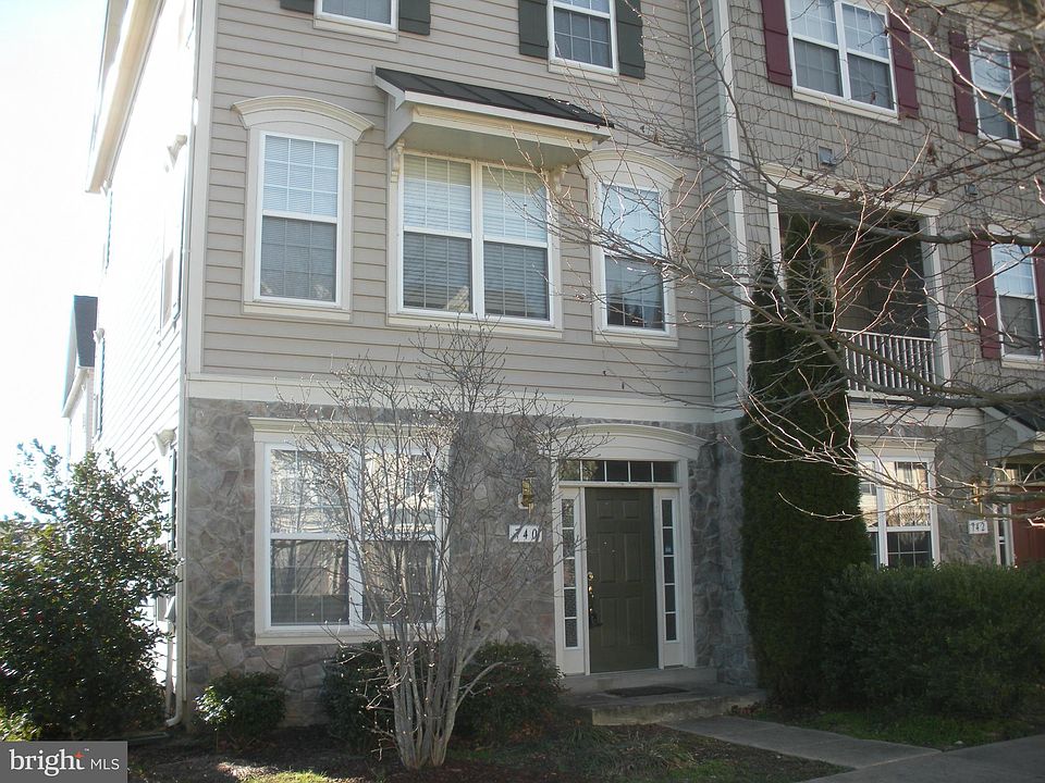 1st image of 740 Collington Ct