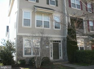 740 Collington Ct, Woodbridge, VA 22191