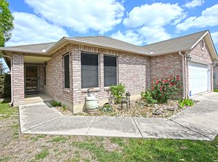 886 Spyglass Dr, New Braunfels, TX 78130