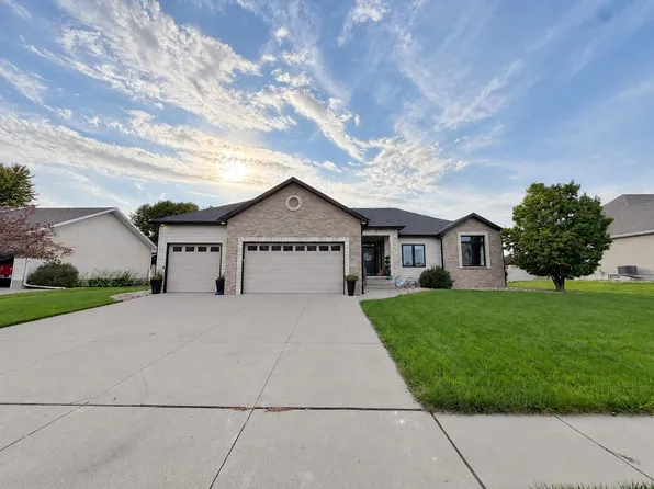 3670 23rd Ave, Columbus, NE 68601