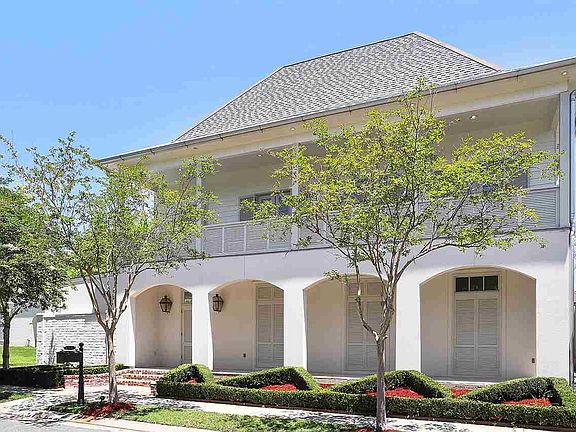 3rd image of 11405 The Gardens Dr