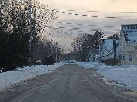 4th image of 11 Farrington St