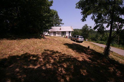 2nd image of 769 Old Sevierville Hwy