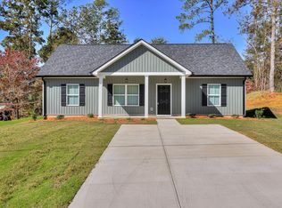 916 Dogwood Ln, Edgefield, SC 29824