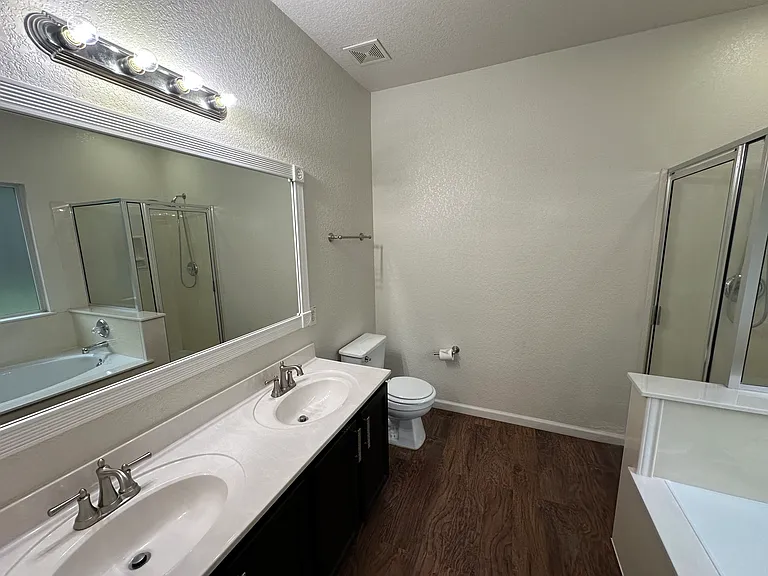 25718 Presidio Aly — Photo 10