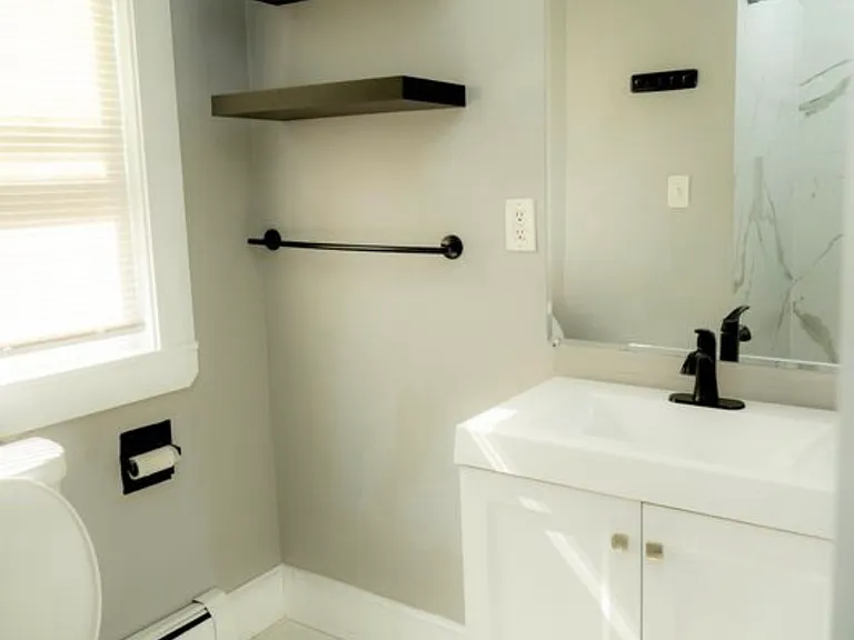 188 Woodrow Ave #2 — Photo 4