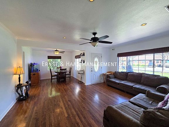 3rd image of 4415 Petaluma Ave