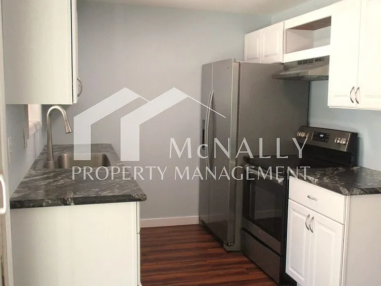 1416 Briston Ln — Photo 4