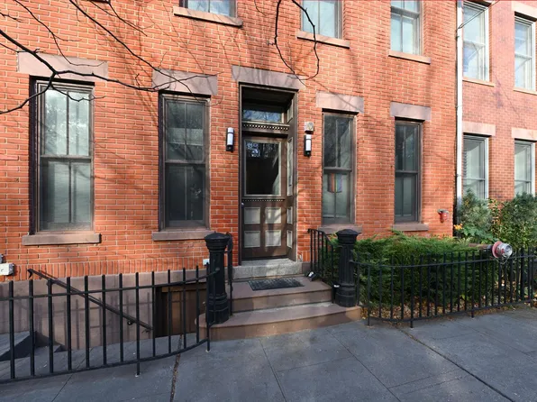 274 6th Street image 22 of 32