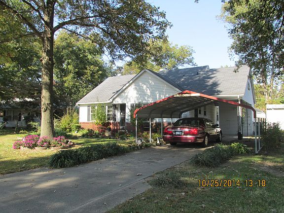 2nd image of 1018 W Adams St
