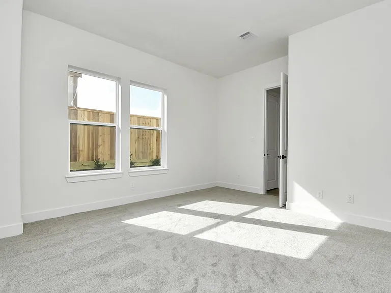 4352 Avron Dr — Photo 17
