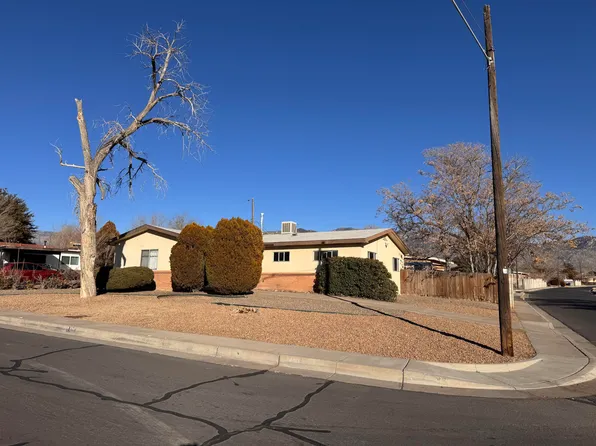1400 Dorothy St NE, Albuquerque, NM 87112