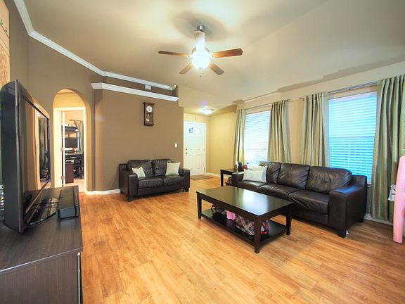 5th image of 3837 Los Arroyos Dr