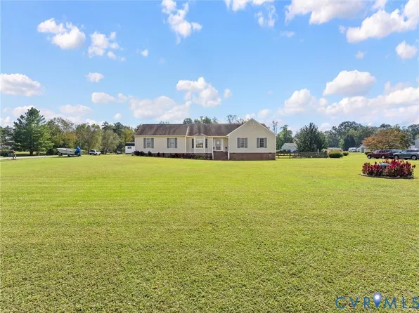 5325 Swift Hill Ln, Sandston, VA 23150