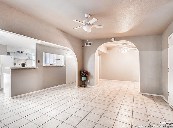 5th image of 2431 Eland Dr