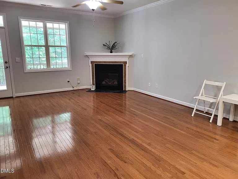 103 Jamison Woods Ln — Photo 3