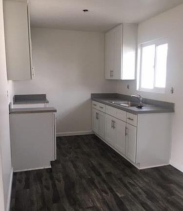 3rd image of 11506 Obert Ave APT 11